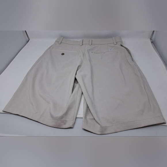 NEW Nike Men's Golf Shorts Flex Dri-Fit Bone Size 30W Actual 31 x 10.5" Inseam - Picture 8 of 13